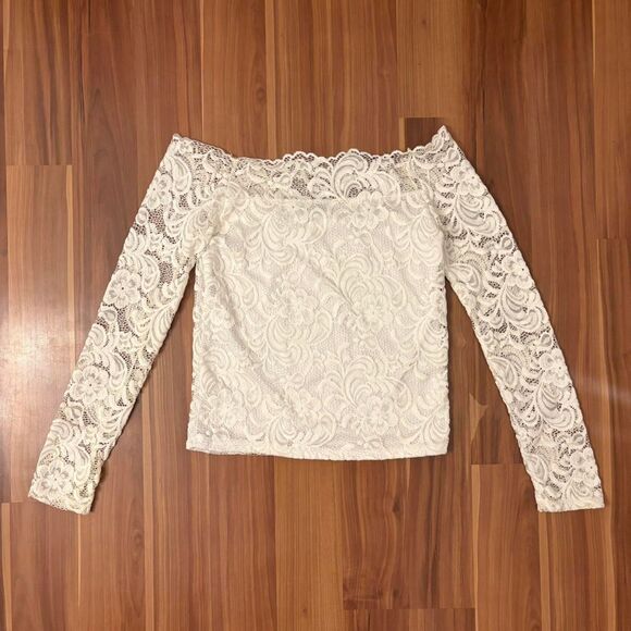 white lace long sleeve off the shoulder top size L - Picture 1 of 6